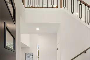 9207 NE 175th St, Bothell, WA 98011 - Photo 3