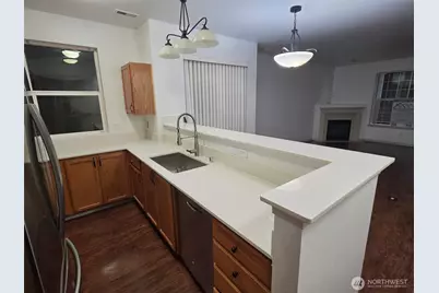 11203 6th Avenue E, Tacoma, WA 98445 - Photo 7