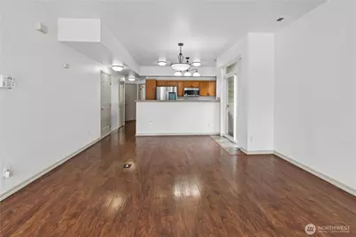 11203 6th Avenue E, Tacoma, WA 98445 - Photo 3
