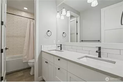 4615 52nd Avenue S, Seattle, WA 98118 - Photo 23