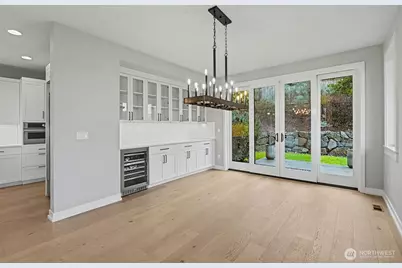 4615 52nd Avenue S, Seattle, WA 98118 - Photo 9