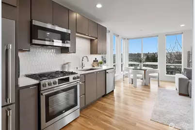 2409 W Boston Street #A, Seattle, WA 98199 - Photo 3