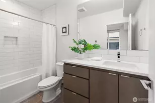 2409 W Boston St, Seattle, WA 98199 - Photo 19