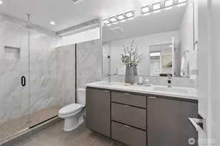 2409 W Boston St, Seattle, WA 98199 - Photo 15