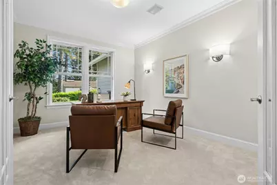 10806 SE 16th Street, Bellevue, WA 98004 - Photo 23