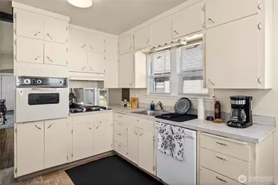 4509 Pacific Avenue, Tacoma, WA 98418 - Photo 11