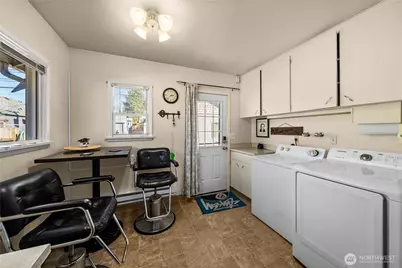 4509 Pacific Avenue, Tacoma, WA 98418 - Photo 15