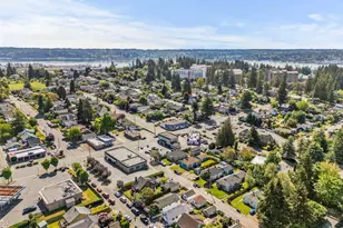2121 5th St, Bremerton, WA 98312 - Photo 31