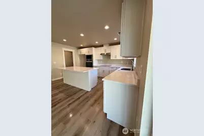 920 NW Sunburst Court, Moses Lake, WA 98837 - Photo 5