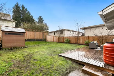 4207 SW Manning St, Seattle, WA 98116 - Photo 25