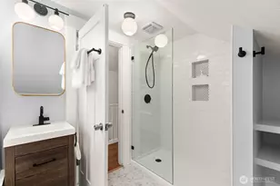 4207 SW Manning St, Seattle, WA 98116 - Photo 19