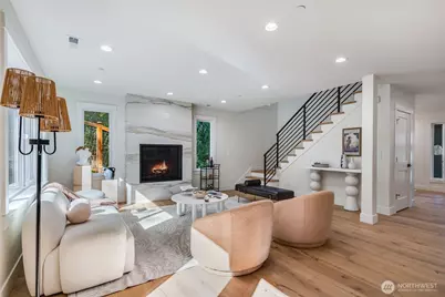 10661 Forbes Creek Drive, Kirkland, WA 98033 - Photo 23