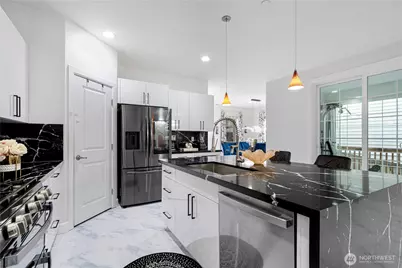 20042 94th Avenue NE, Bothell, WA 98011 - Photo 9