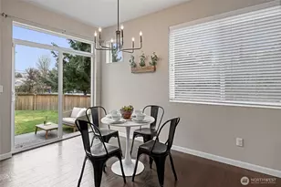 1016 207th Pl SW, Lynnwood, WA 98036 - Photo 9