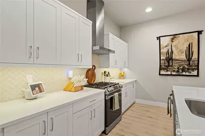 11007 71st Avenue Ct E, Puyallup, WA 98373 - Photo 9