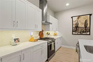 11007 71st Ave Ct E, Puyallup, WA 98373 - Photo 9