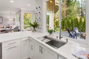 16651 Northup (Private Lane) Way, Bellevue, WA 98008 - Photo 7