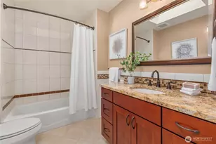 16651 Northup (Private Lane) Way, Bellevue, WA 98008 - Photo 25