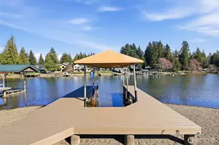 5322 S Island Dr E, Bonney Lake, WA 98391 - Photo 35