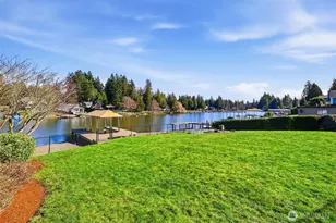 5322 S Island Dr E, Bonney Lake, WA 98391 - Photo 31