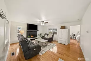 141 Rainier St S, Buckley, WA 98321 - Photo 5