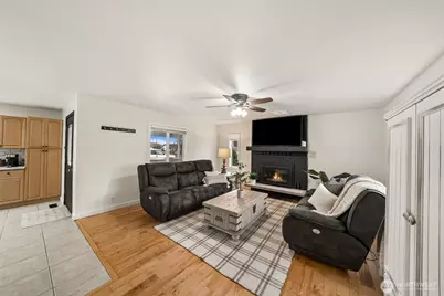 141 Rainier Street S, Buckley, WA 98321 - Photo 3