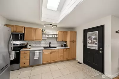 141 Rainier Street S, Buckley, WA 98321 - Photo 7