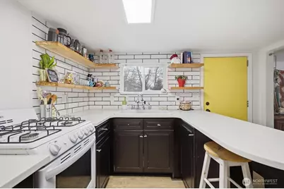 17 E 13th Ave, Kennewick, WA 99336 - Photo 7