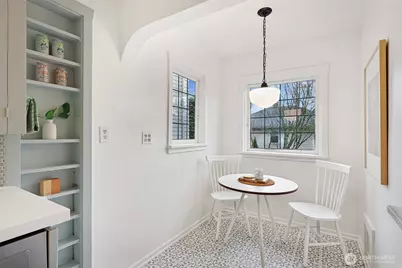 4001 NE 57th Street, Seattle, WA 98105 - Photo 11