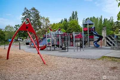 73 Xx SE 38th Street, Mercer Island, WA 98040 - Photo 13