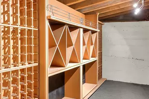 922 Nob Hill Ave N, Seattle, WA 98109 - Photo 35