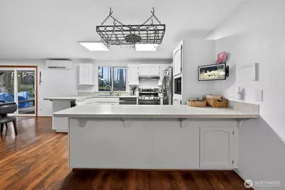 2270 Wellman Place, Oak Harbor, WA 98277 - Photo 5