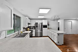 2270 Wellman Pl, Oak Harbor, WA 98277 - Photo 7