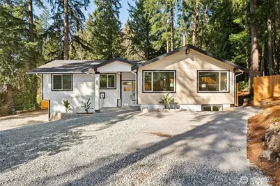 8501 121st Street E, Puyallup, WA 98373 - Photo 1