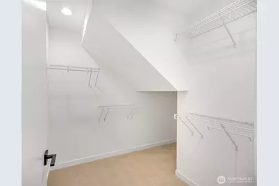 2110 1st Avenue N, Seattle, WA 98109 - Photo 23