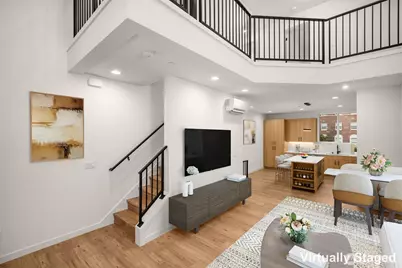 2110 1st Avenue N, Seattle, WA 98109 - Photo 9