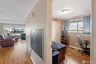 1717 E St, Lynden, WA 98264 - Photo 17