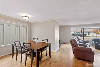 1717 E Street, Lynden, WA 98264 - Photo 5