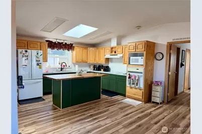 505 NW Portland Street, Wilbur, WA 99185 - Photo 3