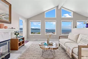 1042 Shorecrest Pl, Camano Island, WA 98282 - Photo 11