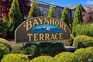 1042 Shorecrest Pl, Camano Island, WA 98282 - Photo 5