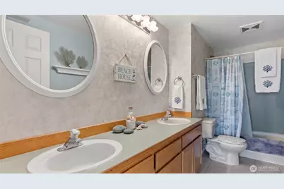 1042 Shorecrest Place, Camano Island, WA 98282 - Photo 23