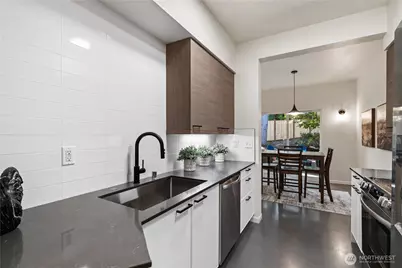 23210 Fitzgerald Road #1, Bothell, WA 98021 - Photo 7