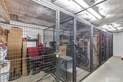 15020 Bothell Way NE #406, Lake Forest Park, WA 98155 - Photo 27