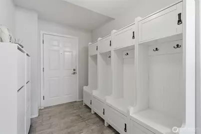 15020 Bothell Way NE #406, Lake Forest Park, WA 98155 - Photo 3