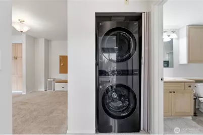 15020 Bothell Way NE #406, Lake Forest Park, WA 98155 - Photo 11