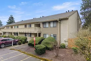 1700 W Sunn Fjord Ln, Bremerton, WA 98312 - Photo 3