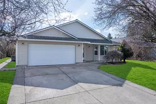 108 Rose Marie Dr, Chehalis, WA 98532 - Photo 1