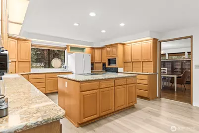 13727 96th Avenue E, Puyallup, WA 98373 - Photo 3