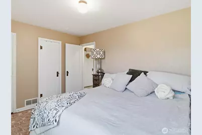 302 S Albert Street, Port Angeles, WA 98362 - Photo 19